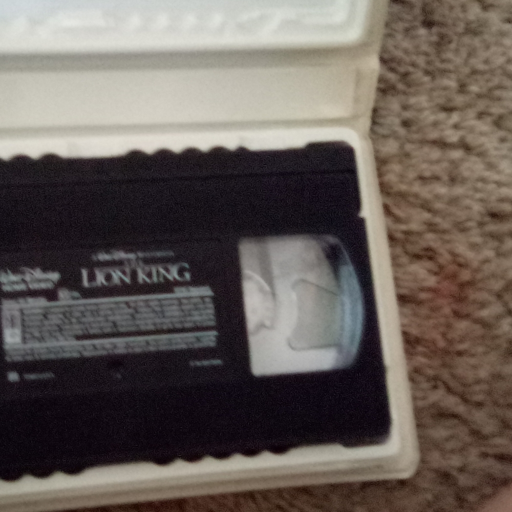VHS tapes - Picture 3 of 3